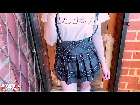 ❤️ Məktəbli qız öz sikini dərindən çəkir və dərslər yerinə sikik edir. ☑ Porn video az.dickies-shop.ru ☑